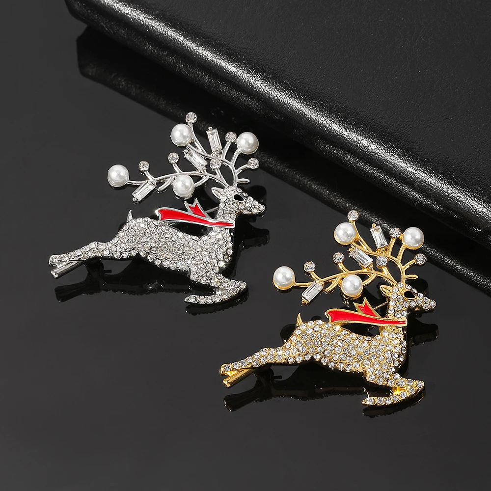 Cute Running Deer Brooches For Women Xmas Gifts New Year Fashion Reindeer Elk Rhinestones Christmas Brooch Broche Cute Running Deer Brooches For Women Xmas Gifts New Year Fashion Reindeer Elk Rhinestones Christmas Brooch Broche