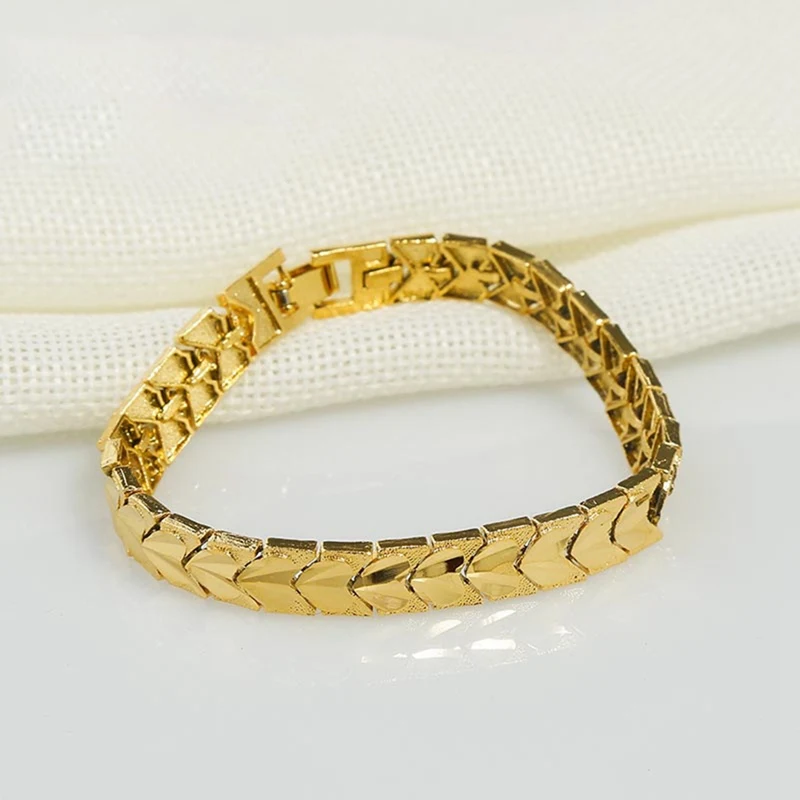 Gold Plated Dubai Gold Bracelets Bangle Love Heart Bracelet Femme Charm Female Bijoux Valentine's Day Gift For Women Gold Plated Dubai Gold Bracelets Bangle Love Heart Bracelet Femme Charm Female Bijoux Valentine's Day Gift For Women