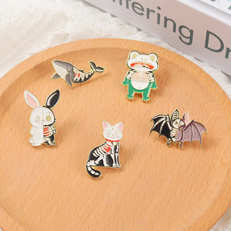 Creative Trendy Cartoon Skeleton Animal Ghost Cat Oil Drop Lapel Brooch Badge Pin Denim Bag Gift Men Women Fashion Jewelry