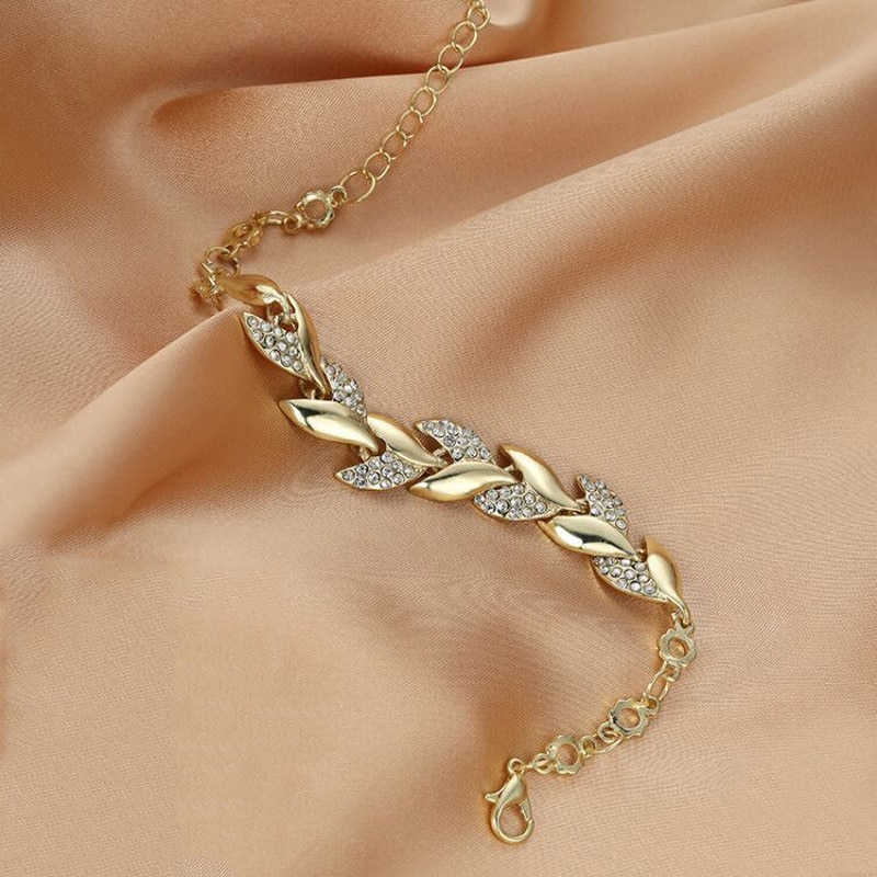 Rhinestone Crystal Bracelet Women's Bracelets Leaves Shape Wrist Chain Bangles for Women Luxury Bracelet Wedding Fashion Jewelry