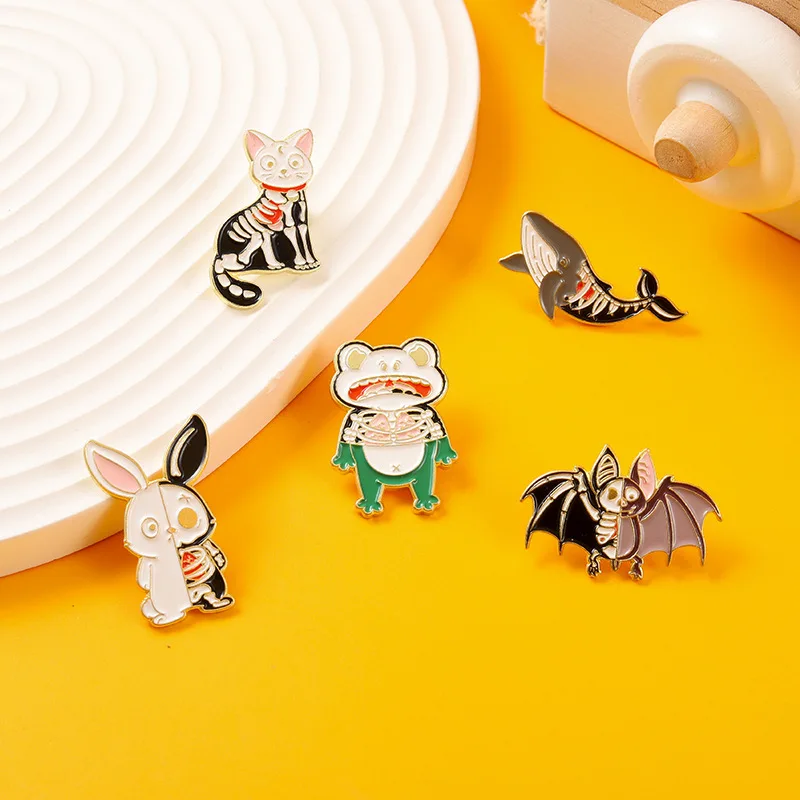 Creative Trendy Cartoon Skeleton Animal Ghost Cat Oil Drop Lapel Brooch Badge Pin Denim Bag Gift Men Women Fashion Jewelry