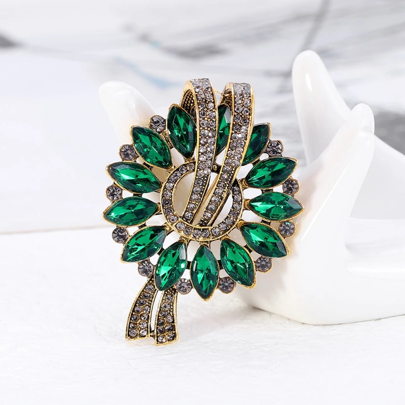 New Enamel Tulip Brooches For Women Classic Flower Weddings Office Party Brooch Pins Gifts