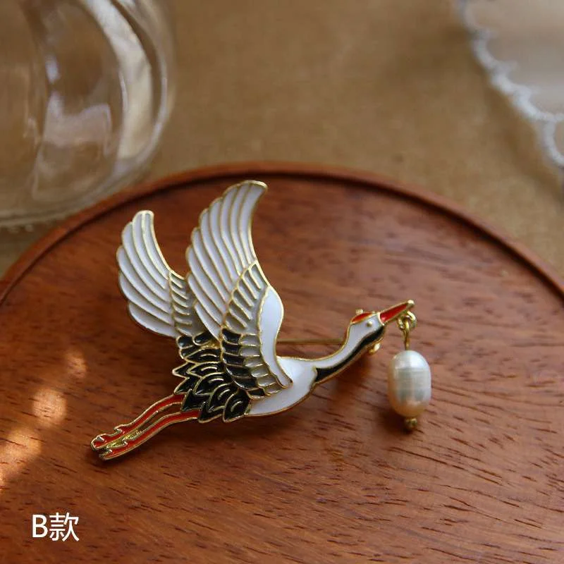 Fashion White Cranes Brooches Enamel Pin Vintage Pin Badge Women Luxury Jewelry Scarf Buckle Corsages Clothes Decoration